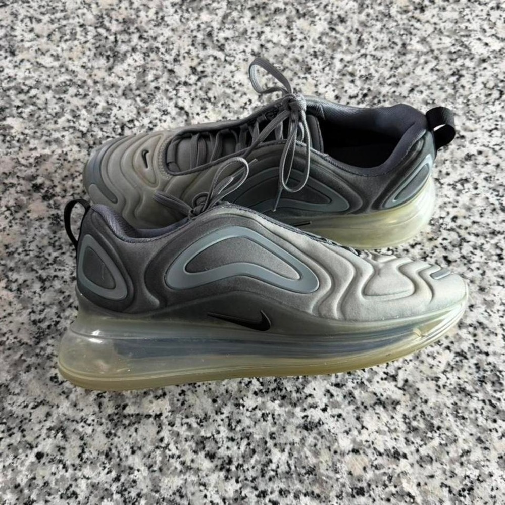 Nike Air Max 270 Carbon Cool Grey Sneaker Shoe US M8.5